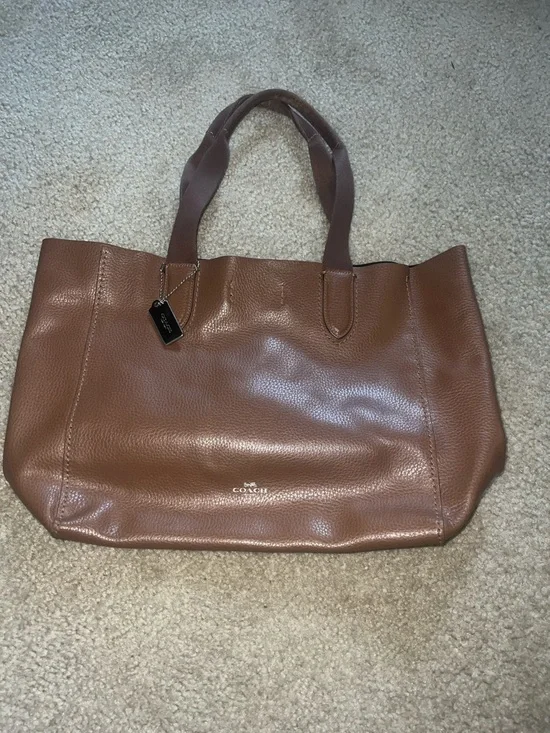 Coach Cognac Pebbled Leather Tote with Gold Logo - Picture 1 of 3